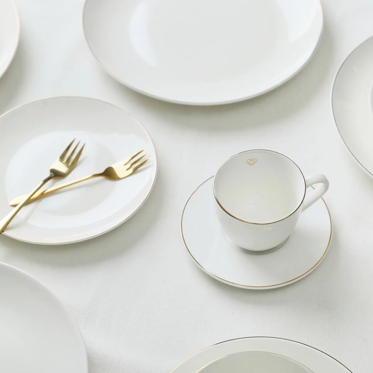 Fashion Filizanka Auro Z Podstawka Ze Zlota Obwodka 0,21 L Zastawa Porcelanowa
