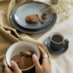 Shop Filizanka Larisa Do Espresso Ze Spodkiem Szara 0,08 L Naczynia Ogródowe I Piknikowe
