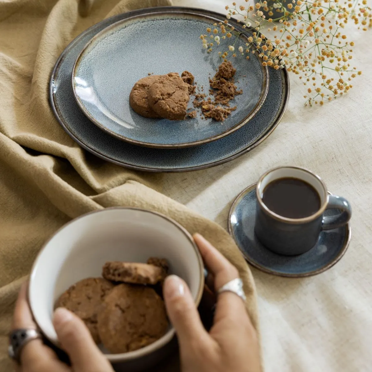 Shop Filizanka Larisa Do Espresso Ze Spodkiem Szara 0,08 L Naczynia Ogródowe I Piknikowe
