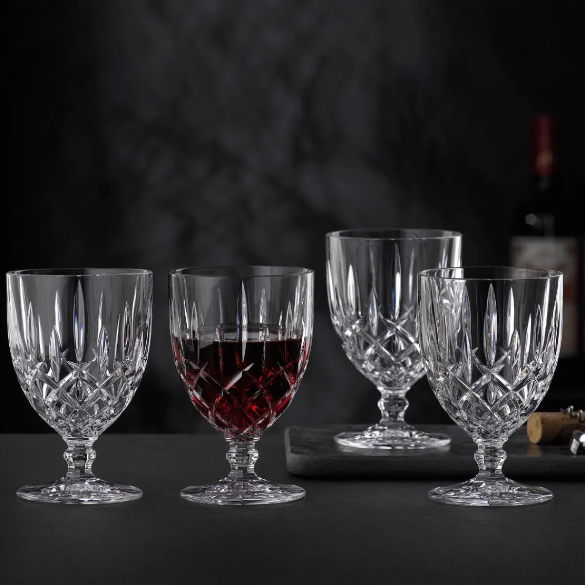 Fashion Komplet Kieliszkow Noblesse Wysokich Do Wina 4 Szt. 0,35 L Naczynia Ogródowe I Piknikowe