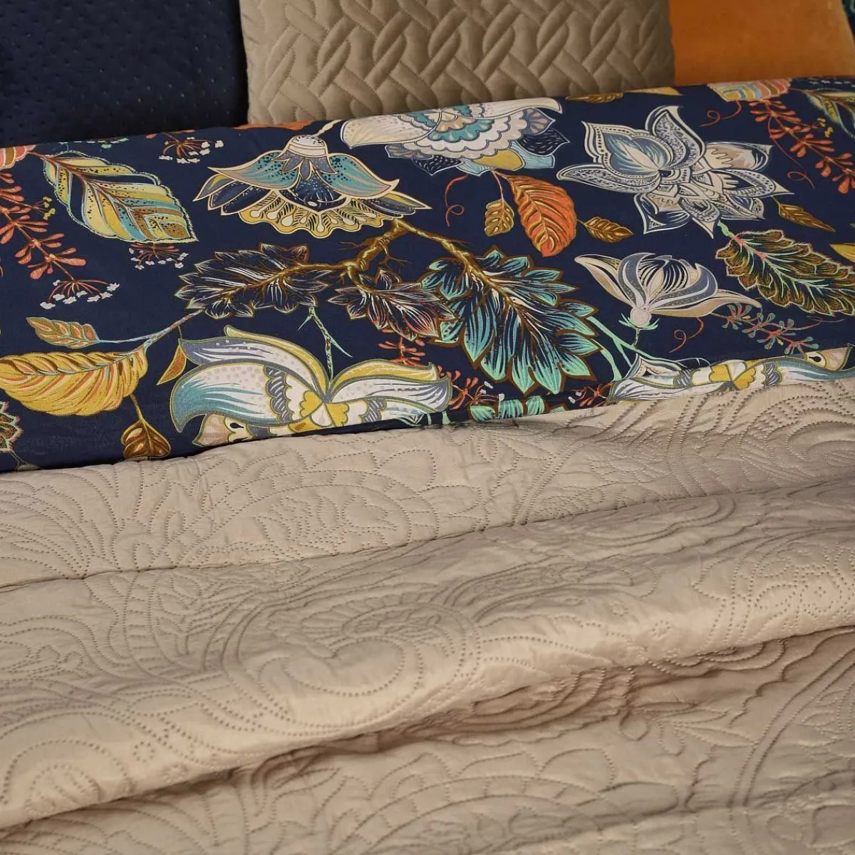 Fashion Pościel Otamo Z Mikrofibry W Liscie I Kwiaty 200X220 Cm Pościel Z Mikrofibry